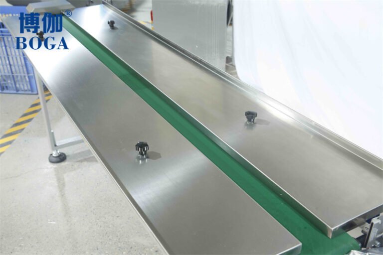 Three servo motors horizontal flow wrap machine - BOGAL Packing Machine